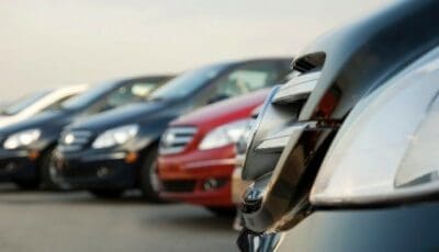 Poll: Public Believes that the 2009 Bailout of the Car Industry Helped the Economy