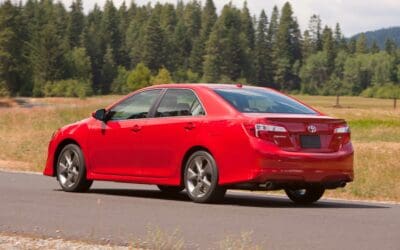 Toyota’s Camry and Prius Remain Top Cars for Auto Shoppers in April