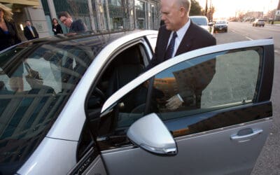 Akerson Testifies in Congress on Chevrolet Volt Safety