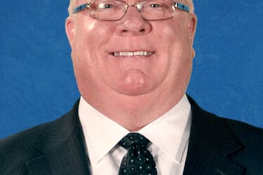 Senior Business Consultant Reveals Process for Converting Service Prospects into Sales Customers