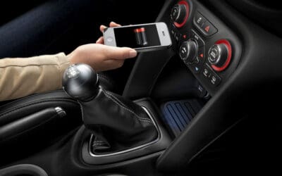 Chrysler Group LLC Introduces Industry-first In-vehicle Wireless Charging