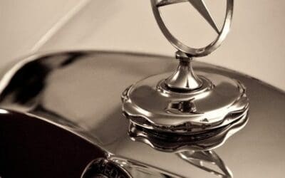 Mercedes’s Lower-Priced Sedan Draws Luxury Buyers on a Budget