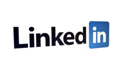 Infographic: Creating the Perfect LinkedIn Status Update