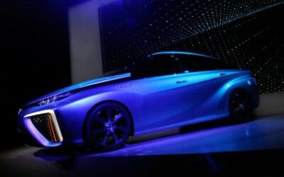 Automakers Tap Smartphone Technology Causing Concerns About Use of Driver Data