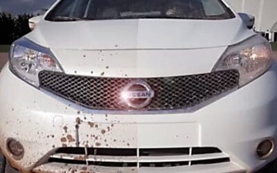 Goodbye, Car Wash: Nissan Develops ‘Self-Cleaning’ Car