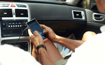 Smartphone Support A Major Factor For Driving Car Sales: Report