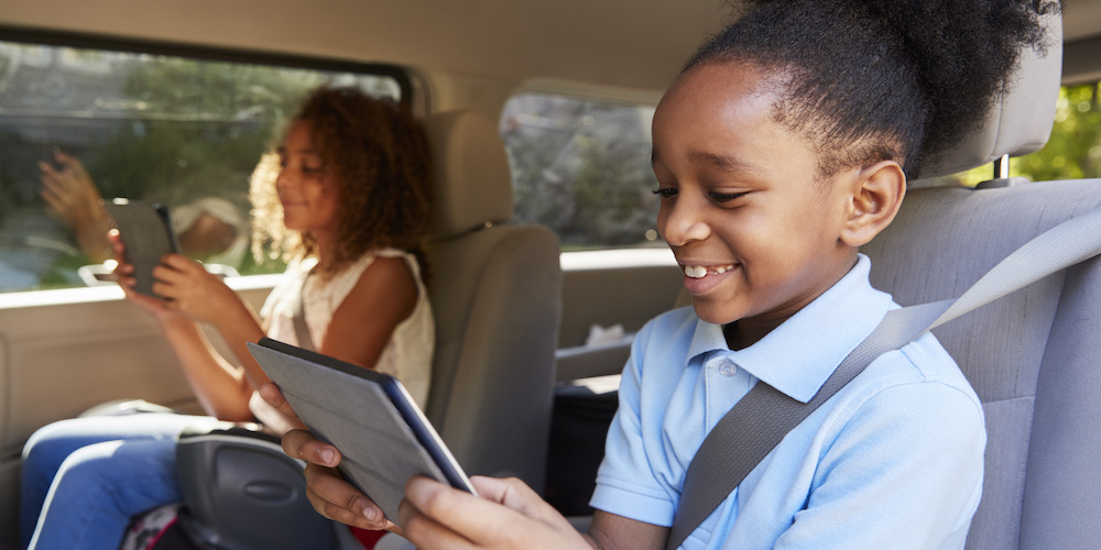 Why Should OEMs Prioritize In-Vehicle Entertainment?